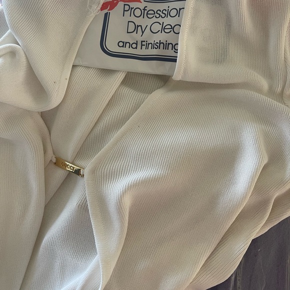 VINTAGE GUCCI LONG SLEEVES TOP💝HP - Picture 8 of 16